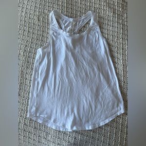 white lululemon tank